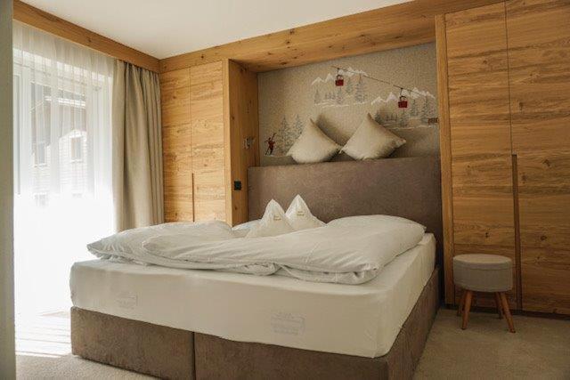Garni B&B Schenk Сельва-ді-Валь-Гардена Екстер'єр фото